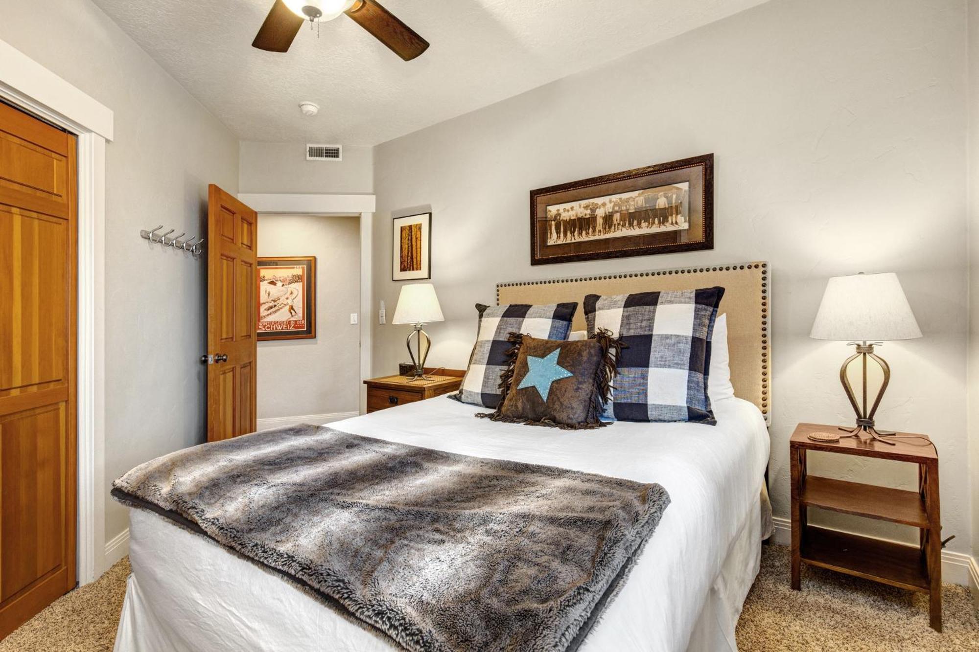 Town Pointe A102 Condo Park City Exterior photo
