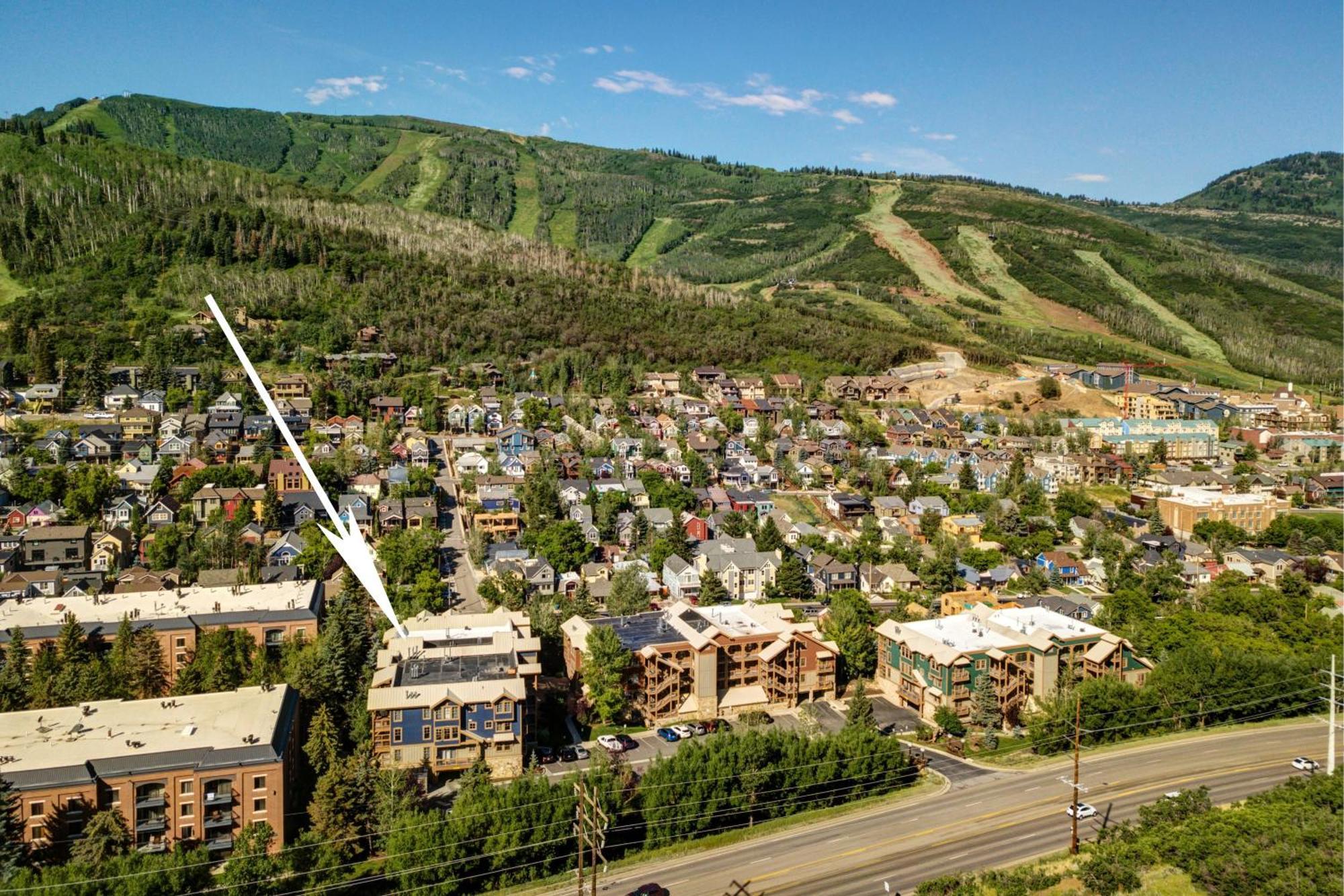 Town Pointe A102 Condo Park City Exterior photo
